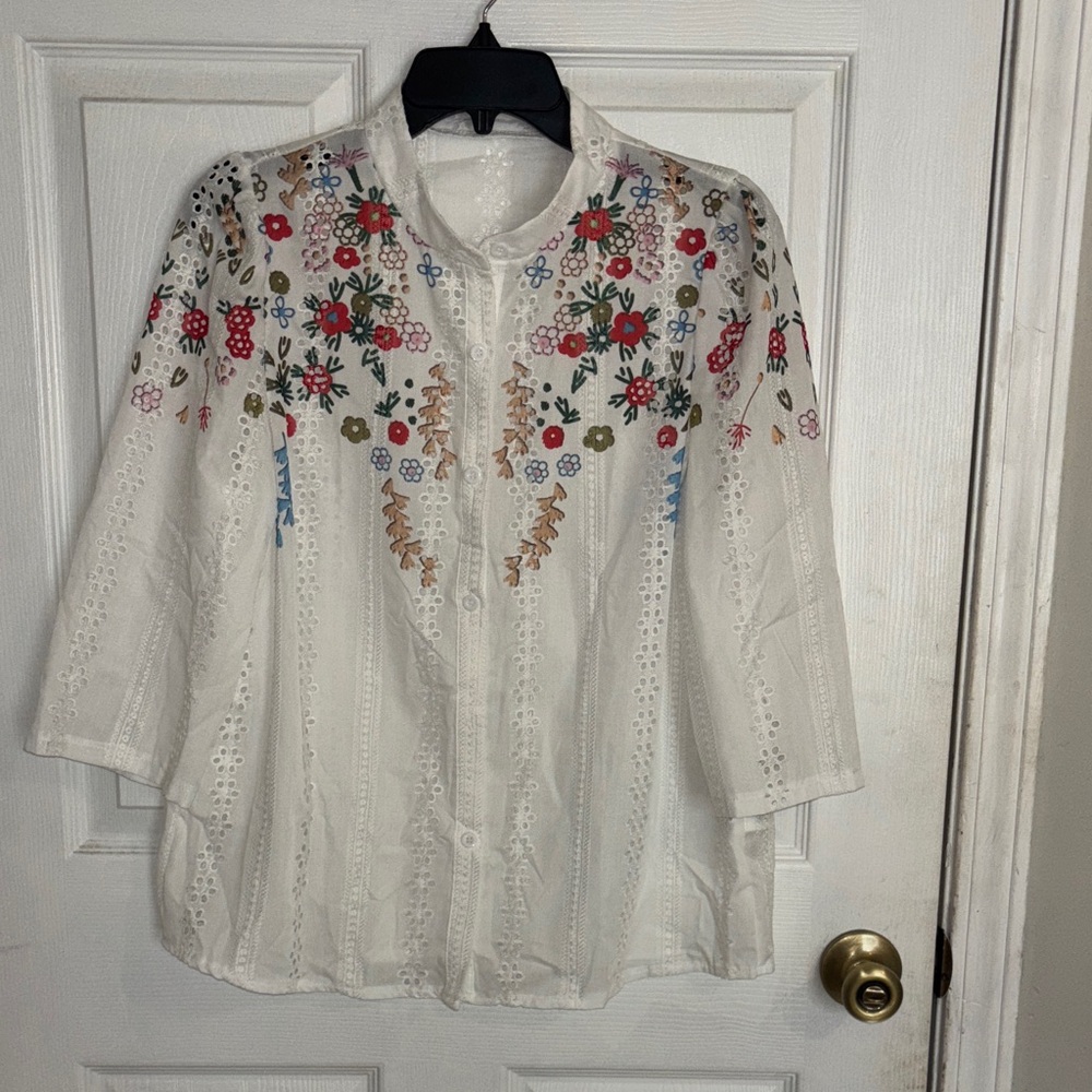 New Shein Boho floral white eyelet lace sheer 3/4 sleeve blouse-Large